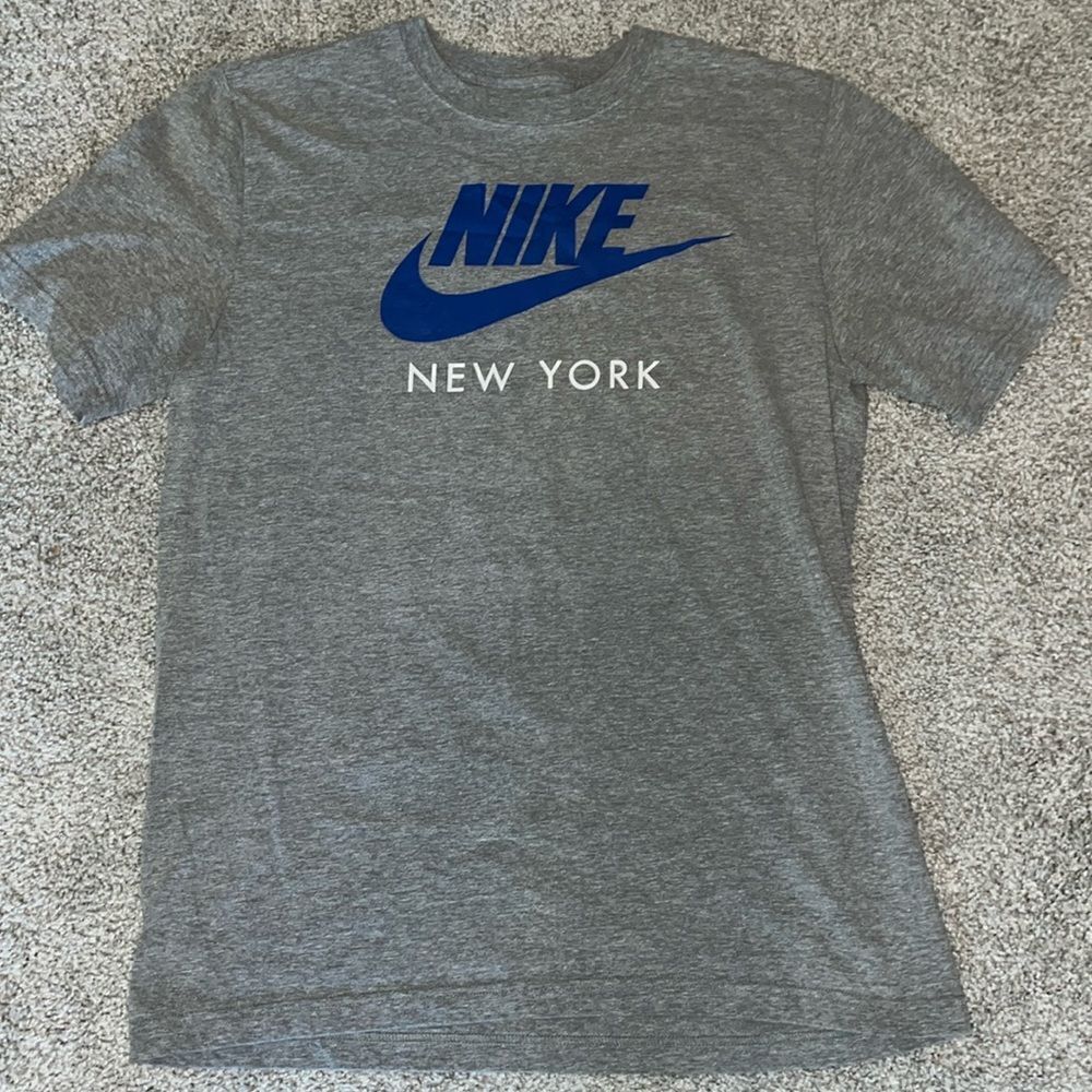 Nike New York City big swoosh athletic fit cotton gray T-shirt marathon running